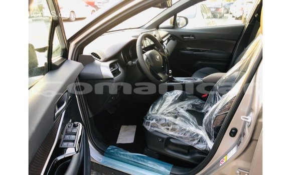 Buy Import Toyota C-HR Other Car in Import - Dubai in Dhufar Buy Import Toyota C-HR Other Car in Import - Dubai in Dhufar