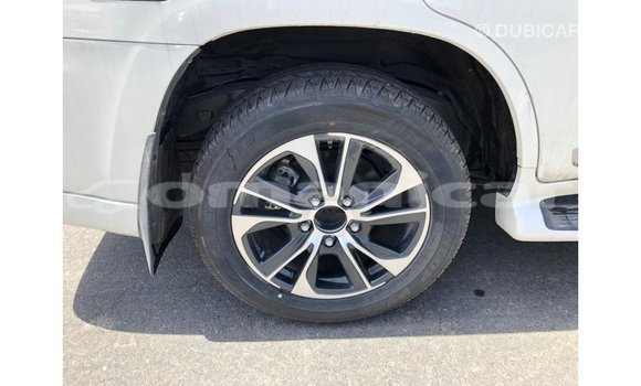 Buy Import Toyota Land Cruiser White Car in Import - Dubai in Dhufar Buy Import Toyota Land Cruiser White Car in Import - Dubai in Dhufar