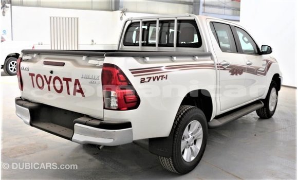 Buy Import Toyota Hilux White Car in Import - Dubai in Dhufar Buy Import Toyota Hilux White Car in Import - Dubai in Dhufar