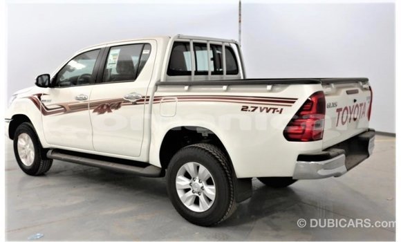 Buy Import Toyota Hilux White Car in Import - Dubai in Dhufar Buy Import Toyota Hilux White Car in Import - Dubai in Dhufar