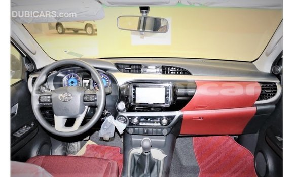 Buy Import Toyota Hilux White Car in Import - Dubai in Dhufar Buy Import Toyota Hilux White Car in Import - Dubai in Dhufar