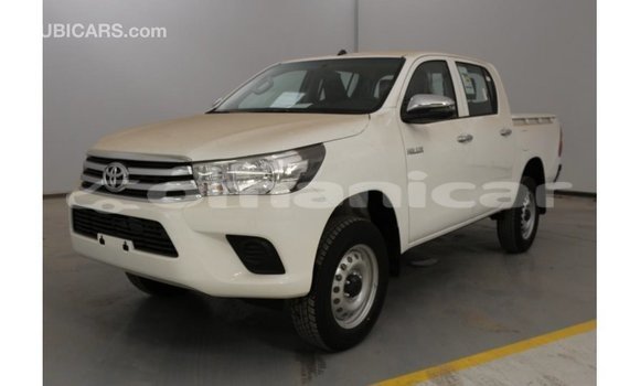 Buy Import Toyota Hilux White Car in Import - Dubai in Dhufar Buy Import Toyota Hilux White Car in Import - Dubai in Dhufar