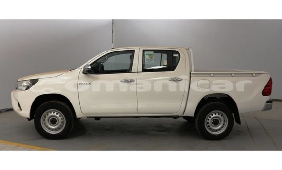 Buy Import Toyota Hilux White Car in Import - Dubai in Dhufar Buy Import Toyota Hilux White Car in Import - Dubai in Dhufar