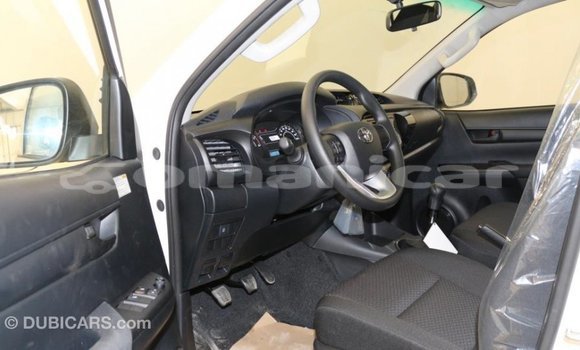 Buy Import Toyota Hilux White Car in Import - Dubai in Dhufar Buy Import Toyota Hilux White Car in Import - Dubai in Dhufar