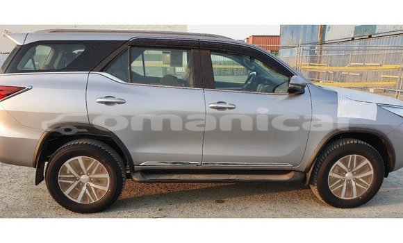 Buy Import Toyota Fortuner Other Car in Import - Dubai in Dhufar Buy Import Toyota Fortuner Other Car in Import - Dubai in Dhufar