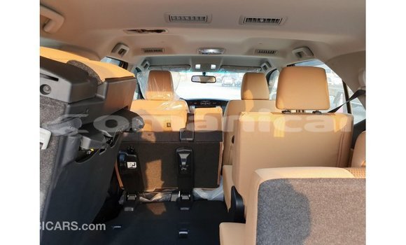 Buy Import Toyota Fortuner Other Car in Import - Dubai in Dhufar Buy Import Toyota Fortuner Other Car in Import - Dubai in Dhufar