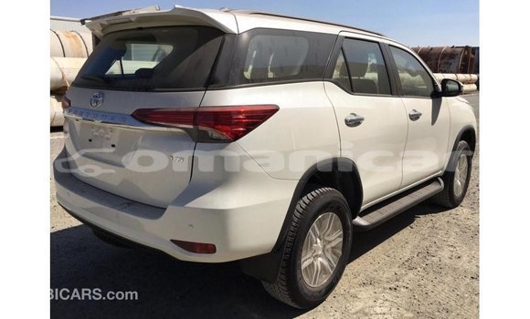 Buy Import Toyota Fortuner White Car in Import - Dubai in Dhufar Buy Import Toyota Fortuner White Car in Import - Dubai in Dhufar