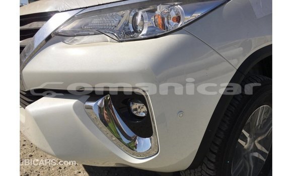 Buy Import Toyota Fortuner White Car in Import - Dubai in Dhufar Buy Import Toyota Fortuner White Car in Import - Dubai in Dhufar