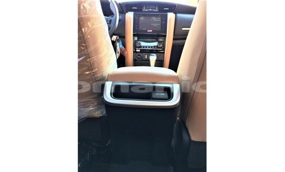 Buy Import Toyota Fortuner White Car in Import - Dubai in Dhufar Buy Import Toyota Fortuner White Car in Import - Dubai in Dhufar