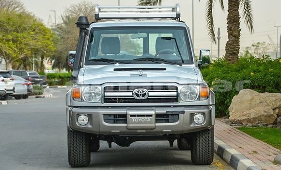Buy Import Toyota Land Cruiser Other Car in Import - Dubai in Dhufar