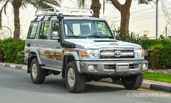 Buy Import Toyota Land Cruiser Other Car in Import - Dubai in Dhufar Buy Import Toyota Land Cruiser Other Car in Import - Dubai in Dhufar