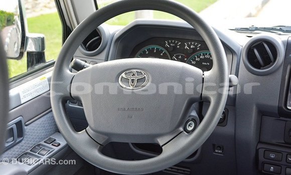 Buy Import Toyota Land Cruiser Other Car in Import - Dubai in Dhufar Buy Import Toyota Land Cruiser Other Car in Import - Dubai in Dhufar