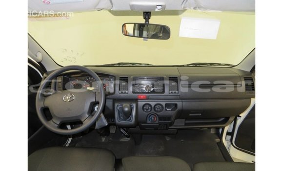 Buy Import Toyota Hiace White Car in Import - Dubai in Dhufar Buy Import Toyota Hiace White Car in Import - Dubai in Dhufar
