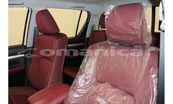 Buy Import Toyota Hilux White Car in Import - Dubai in Dhufar Buy Import Toyota Hilux White Car in Import - Dubai in Dhufar