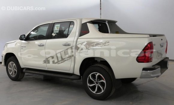 Buy Import Toyota Hilux White Car in Import - Dubai in Dhufar Buy Import Toyota Hilux White Car in Import - Dubai in Dhufar