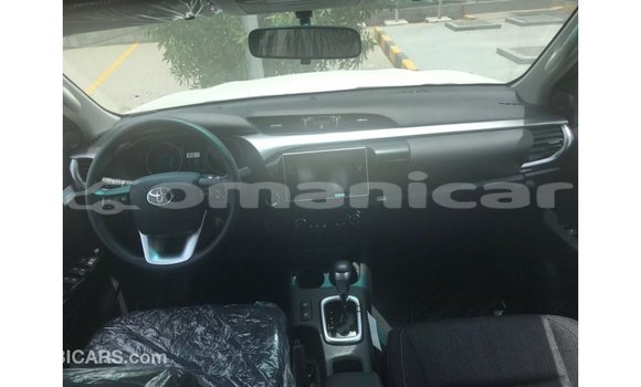 Buy Import Toyota Hilux White Car in Import - Dubai in Dhufar Buy Import Toyota Hilux White Car in Import - Dubai in Dhufar