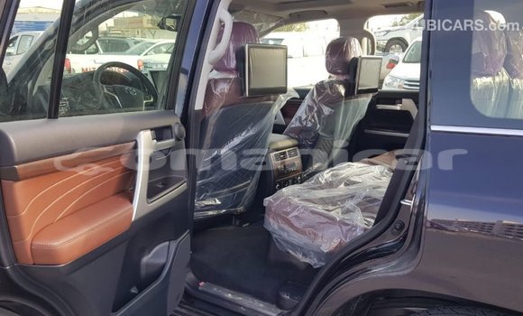 Buy Import Toyota Land Cruiser Black Car in Import - Dubai in Dhufar Buy Import Toyota Land Cruiser Black Car in Import - Dubai in Dhufar
