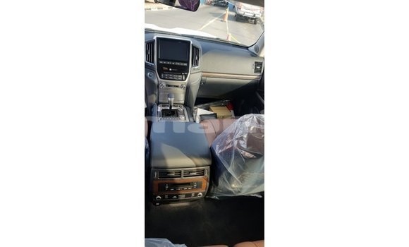 Buy Import Toyota Land Cruiser Black Car in Import - Dubai in Dhufar Buy Import Toyota Land Cruiser Black Car in Import - Dubai in Dhufar