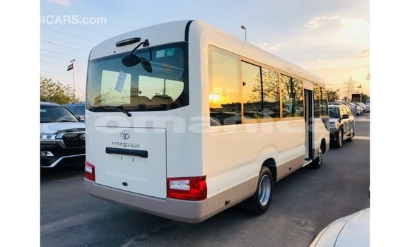 Buy Import Toyota Coaster White Car in Import - Dubai in Dhufar Buy Import Toyota Coaster White Car in Import - Dubai in Dhufar