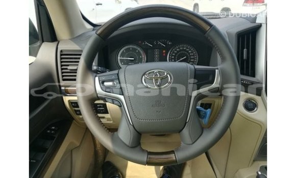 Buy Import Toyota Land Cruiser Black Car in Import - Dubai in Dhufar Buy Import Toyota Land Cruiser Black Car in Import - Dubai in Dhufar