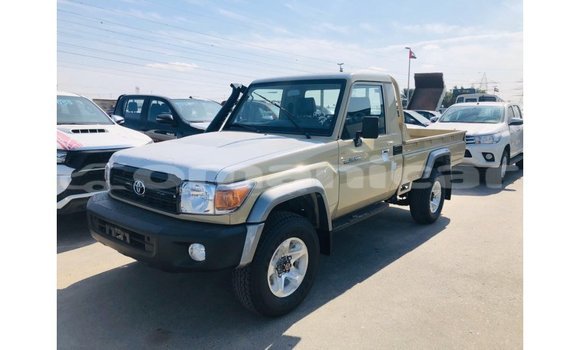 Buy Import Toyota Land Cruiser Beige Car in Import - Dubai in Dhufar Buy Import Toyota Land Cruiser Beige Car in Import - Dubai in Dhufar