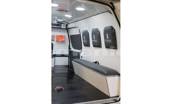 Buy Import Toyota Hiace White Car in Import - Dubai in Dhufar Buy Import Toyota Hiace White Car in Import - Dubai in Dhufar