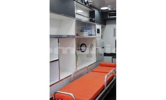 Buy Import Toyota Hiace White Car in Import - Dubai in Dhufar Buy Import Toyota Hiace White Car in Import - Dubai in Dhufar