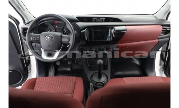 Buy Import Toyota Hilux White Car in Import - Dubai in Dhufar Buy Import Toyota Hilux White Car in Import - Dubai in Dhufar