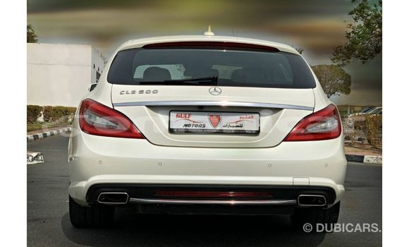 Buy Import Mercedes-Benz 190 White Car in Import - Dubai in Dhufar Buy Import Mercedes-Benz 190 White Car in Import - Dubai in Dhufar