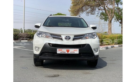 Buy Import Toyota 4Runner White Car in Import - Dubai in Dhufar Buy Import Toyota 4Runner White Car in Import - Dubai in Dhufar