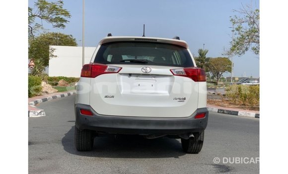 Buy Import Toyota 4Runner White Car in Import - Dubai in Dhufar Buy Import Toyota 4Runner White Car in Import - Dubai in Dhufar