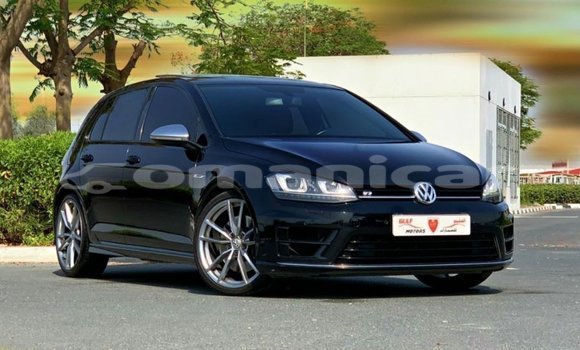 Buy Import Volkswagen Golf Black Car in Import - Dubai in Dhufar