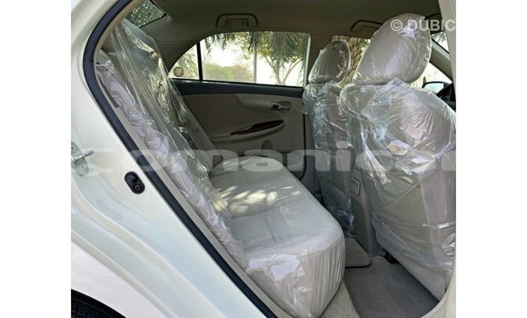 Buy Import Toyota Corolla White Car in Import - Dubai in Dhufar Buy Import Toyota Corolla White Car in Import - Dubai in Dhufar