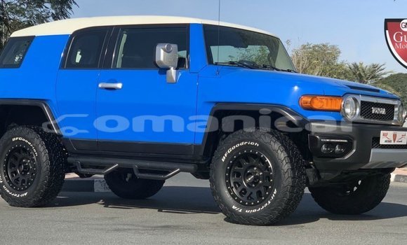 Buy Import Toyota FJ Cruiser Blue Car in Import - Dubai in Dhufar Buy Import Toyota FJ Cruiser Blue Car in Import - Dubai in Dhufar