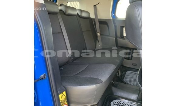 Buy Import Toyota FJ Cruiser Blue Car in Import - Dubai in Dhufar Buy Import Toyota FJ Cruiser Blue Car in Import - Dubai in Dhufar