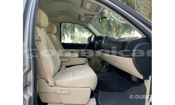 Buy Import Chevrolet Silverado Other Car in Import - Dubai in Dhufar Buy Import Chevrolet Silverado Other Car in Import - Dubai in Dhufar