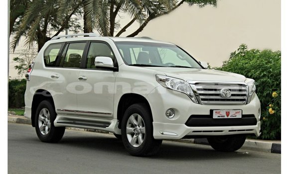 Buy Import Toyota Prado White Car in Import - Dubai in Dhufar Buy Import Toyota Prado White Car in Import - Dubai in Dhufar