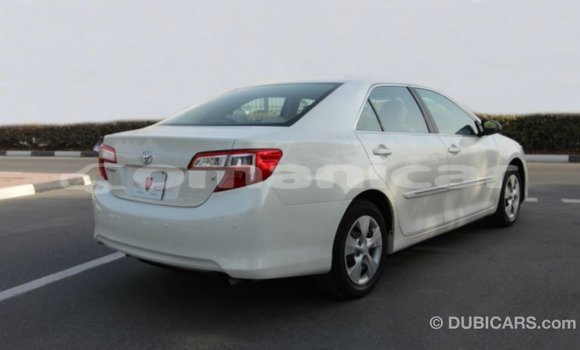 Buy Import Toyota Camry White Car in Import - Dubai in Dhufar Buy Import Toyota Camry White Car in Import - Dubai in Dhufar