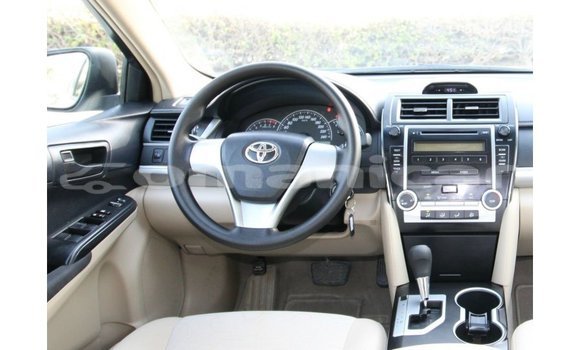 Buy Import Toyota Camry White Car in Import - Dubai in Dhufar Buy Import Toyota Camry White Car in Import - Dubai in Dhufar