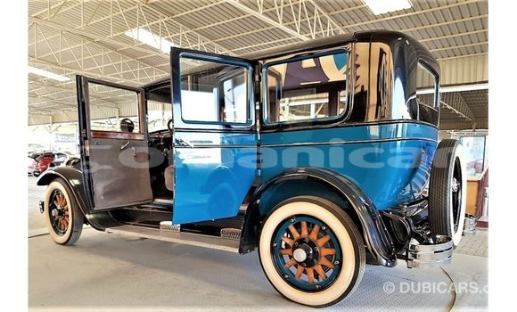 Buy Import Buick Electra Blue Car in Import - Dubai in Dhufar Buy Import Buick Electra Blue Car in Import - Dubai in Dhufar