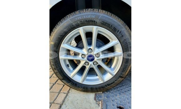 Buy Import Ford Focus White Car in Import - Dubai in Dhufar Buy Import Ford Focus White Car in Import - Dubai in Dhufar