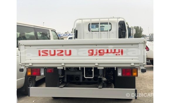 Buy Import Isuzu Rodeo White Car in Import - Dubai in Dhufar Buy Import Isuzu Rodeo White Car in Import - Dubai in Dhufar