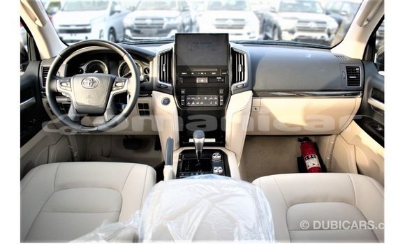 Buy Import Toyota Land Cruiser Black Car in Import - Dubai in Dhufar Buy Import Toyota Land Cruiser Black Car in Import - Dubai in Dhufar