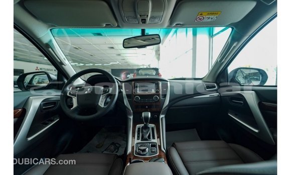 Buy Import Mitsubishi Montero Black Car in Import - Dubai in Dhufar Buy Import Mitsubishi Montero Black Car in Import - Dubai in Dhufar