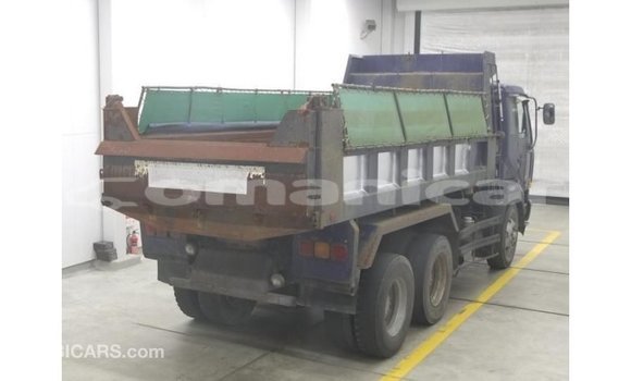 Buy Import Nissan 350Z Blue Car in Import - Dubai in Dhufar Buy Import Nissan 350Z Blue Car in Import - Dubai in Dhufar