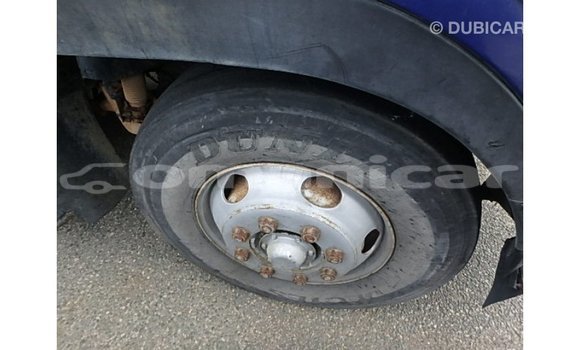 Buy Import Nissan 350Z Blue Car in Import - Dubai in Dhufar Buy Import Nissan 350Z Blue Car in Import - Dubai in Dhufar