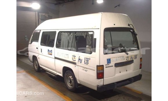 Buy Import Nissan Caravan White Car in Import - Dubai in Dhufar Buy Import Nissan Caravan White Car in Import - Dubai in Dhufar