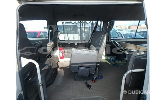 Buy Import Nissan Caravan White Car in Import - Dubai in Dhufar Buy Import Nissan Caravan White Car in Import - Dubai in Dhufar