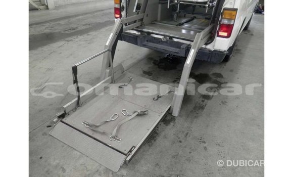 Buy Import Nissan Caravan White Car in Import - Dubai in Dhufar Buy Import Nissan Caravan White Car in Import - Dubai in Dhufar