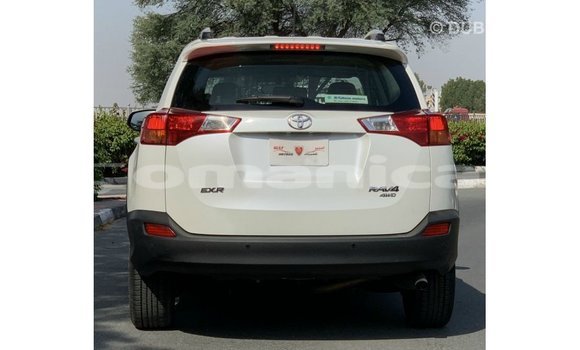 Buy Import Toyota 4Runner White Car in Import - Dubai in Dhufar Buy Import Toyota 4Runner White Car in Import - Dubai in Dhufar